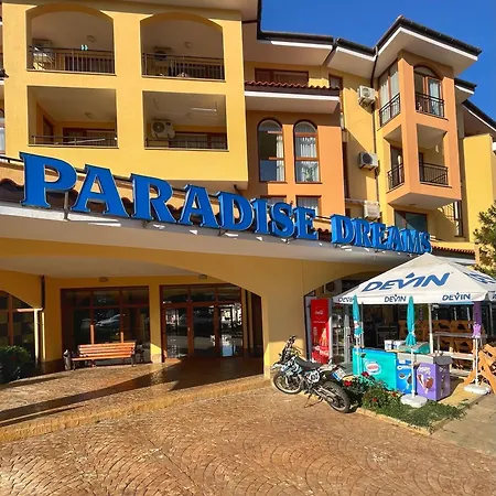 Апартаменти Paradise Dreams *